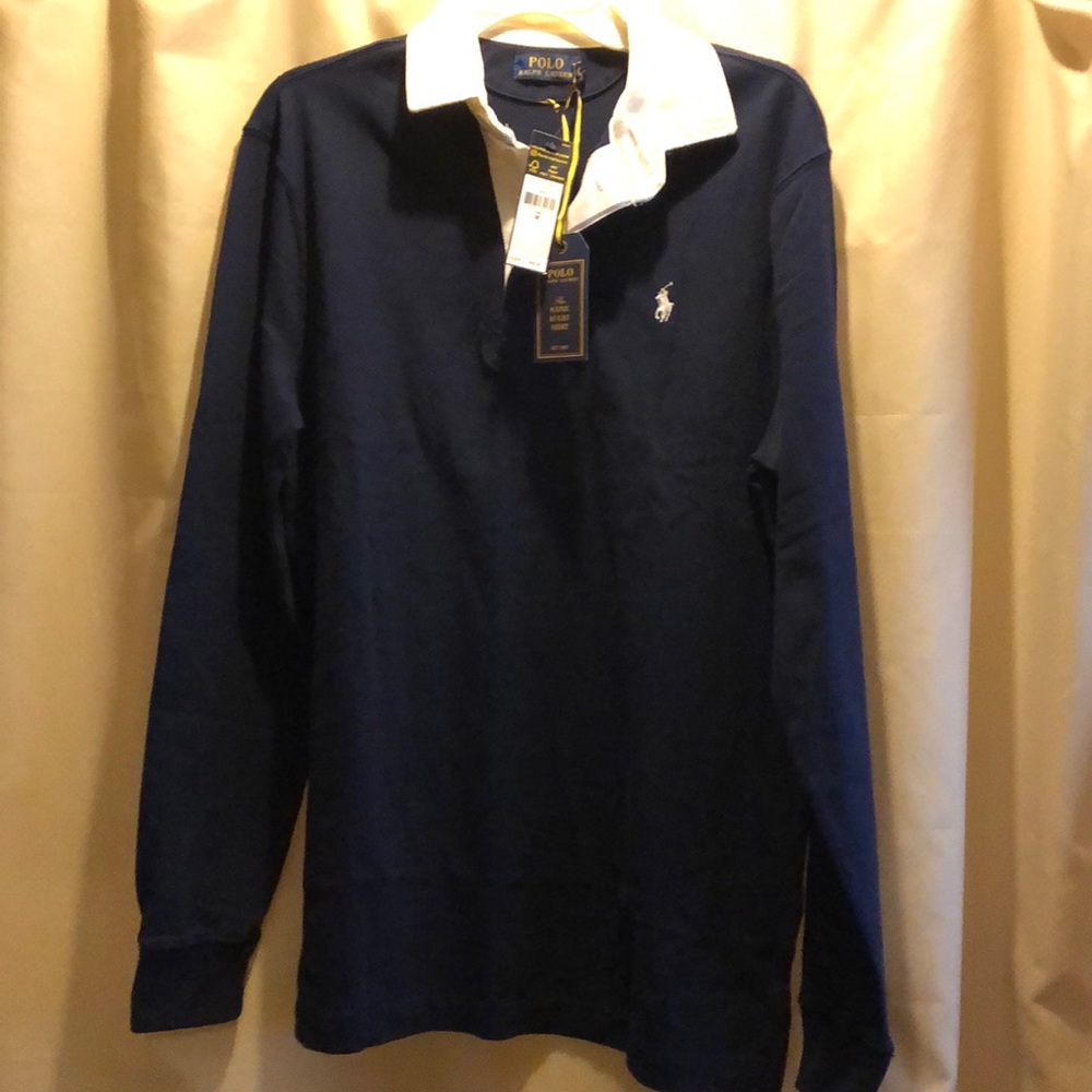 Long sleeve polo shirt